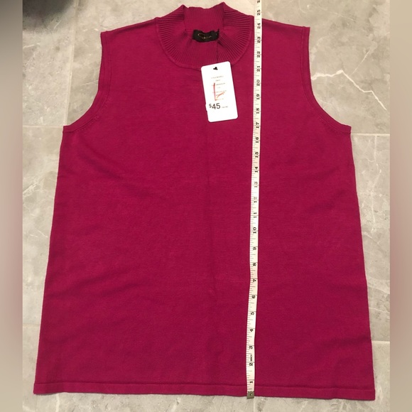 Goa Sleeveless Mock Neck Top BNWT - Picture 4 of 6